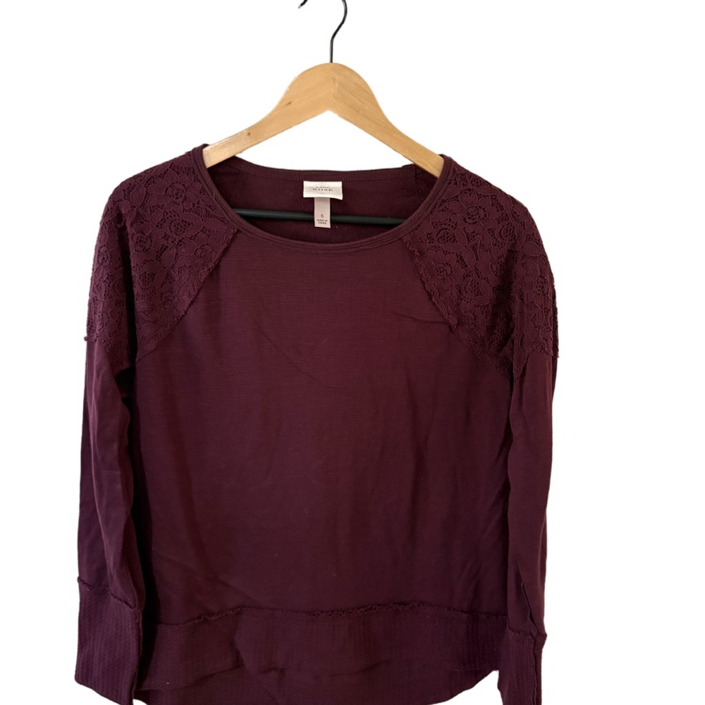 Knox Rose Burgundy Long Sleeve Lace Shoulder Top – Size S